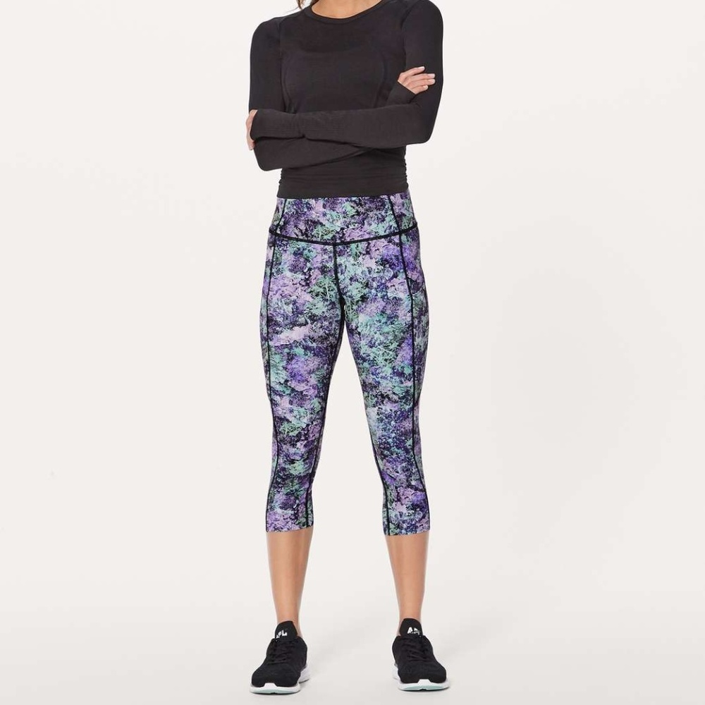 Lululemon 19" Fast & Free II Crops - Sz 4